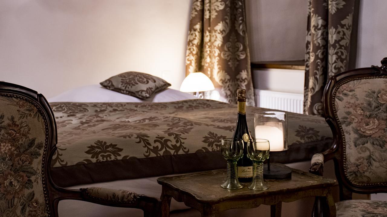Zamek Kolstejn - Hotel Chateau Goldenstein Branna Ngoại thất bức ảnh