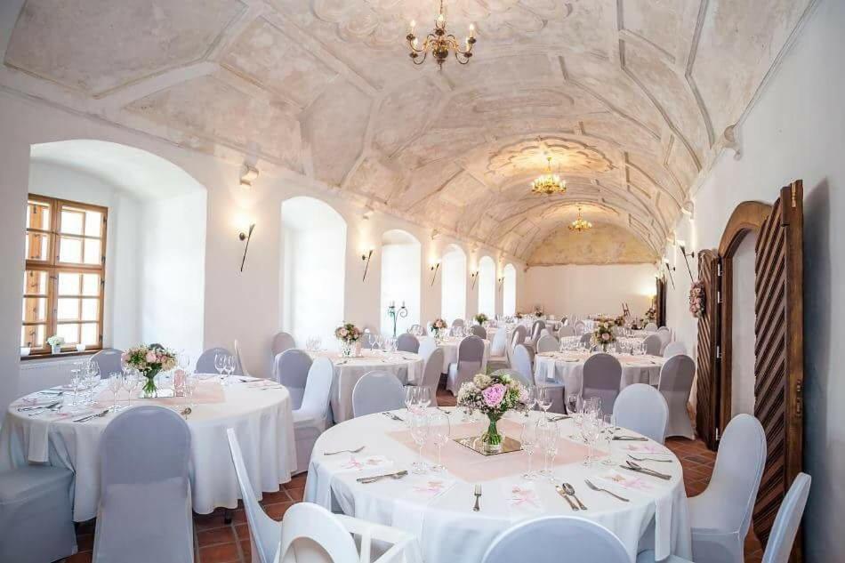 Zamek Kolstejn - Hotel Chateau Goldenstein Branna Ngoại thất bức ảnh